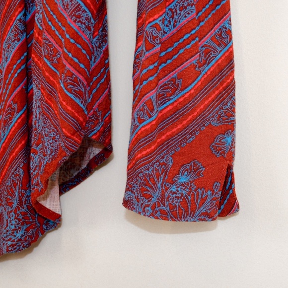 Free People Walking On A Dream Keyhole Long Sleeve Tunic Top Red Blue - Picture 9 of 11